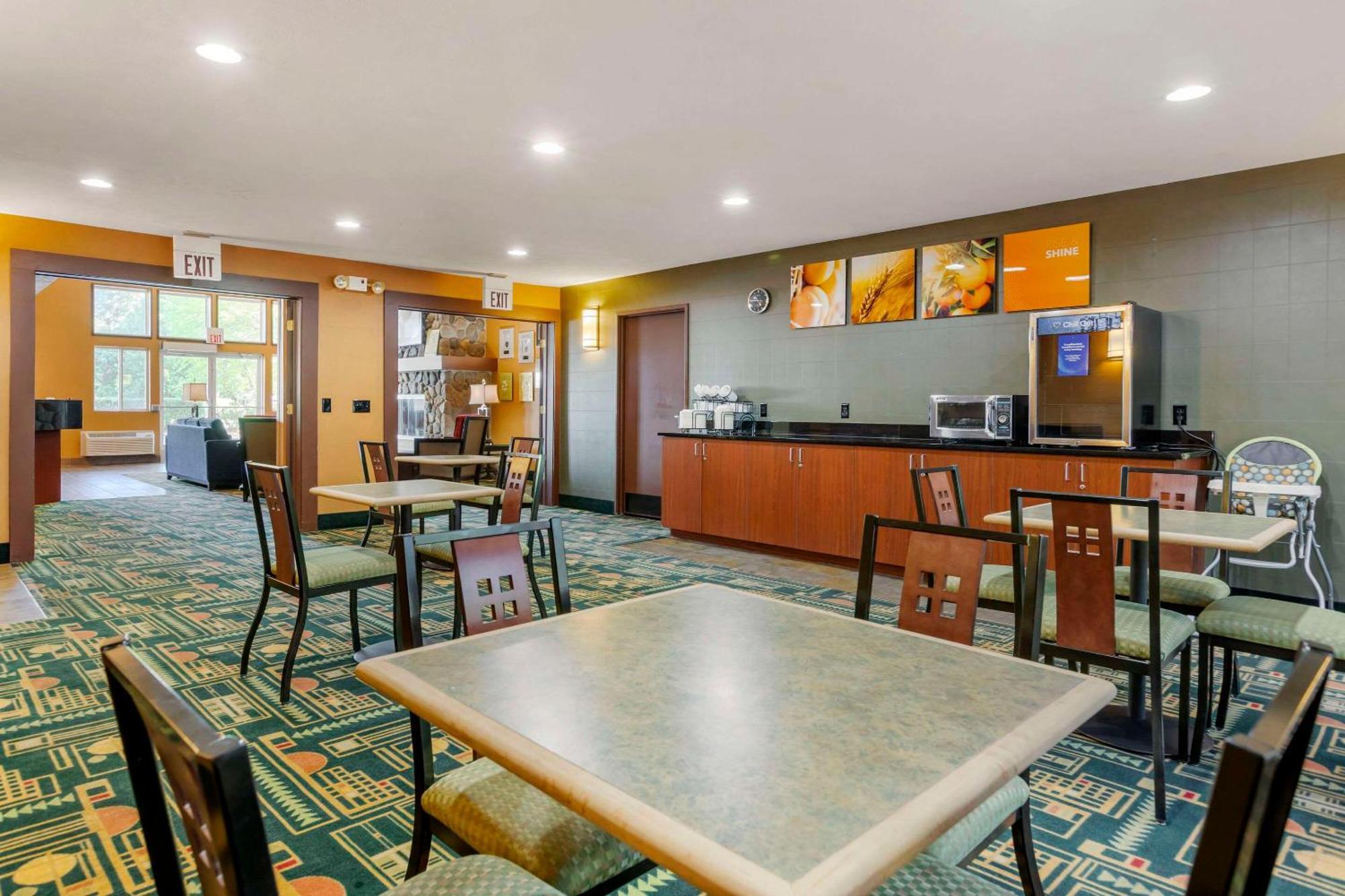 Comfort Inn Traverse City Exterior foto