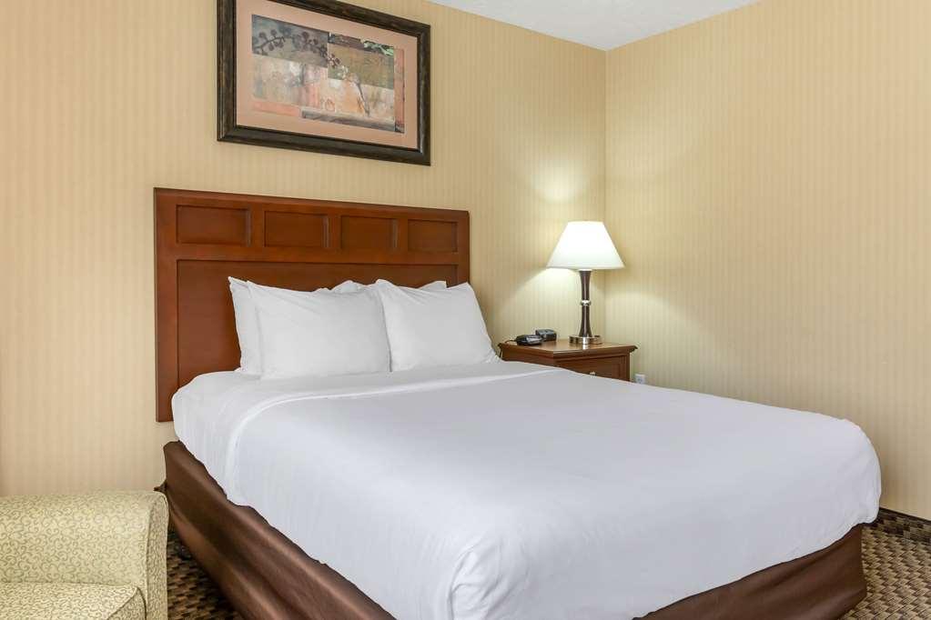 Comfort Inn Traverse City Habitación foto