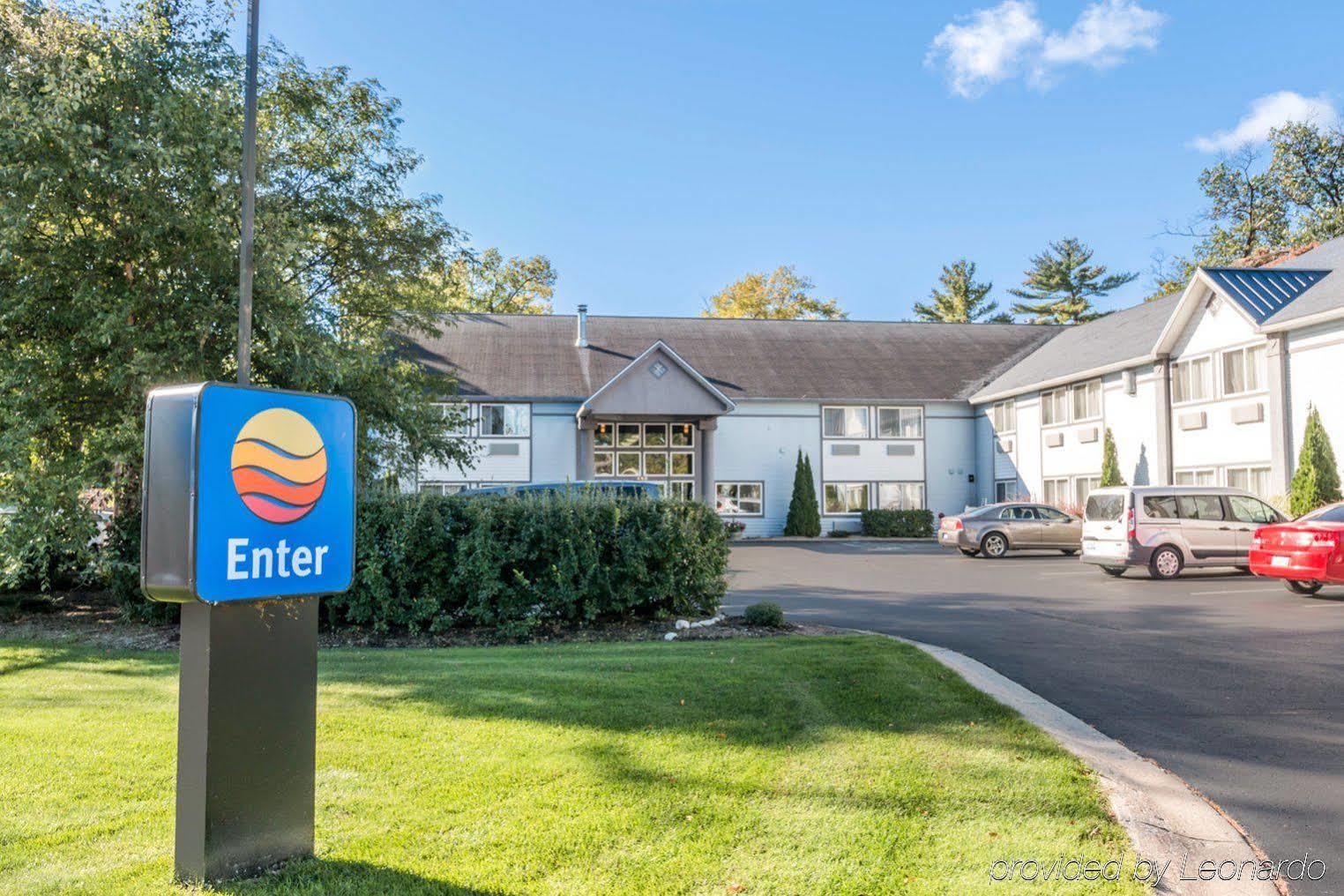 Comfort Inn Traverse City Exterior foto