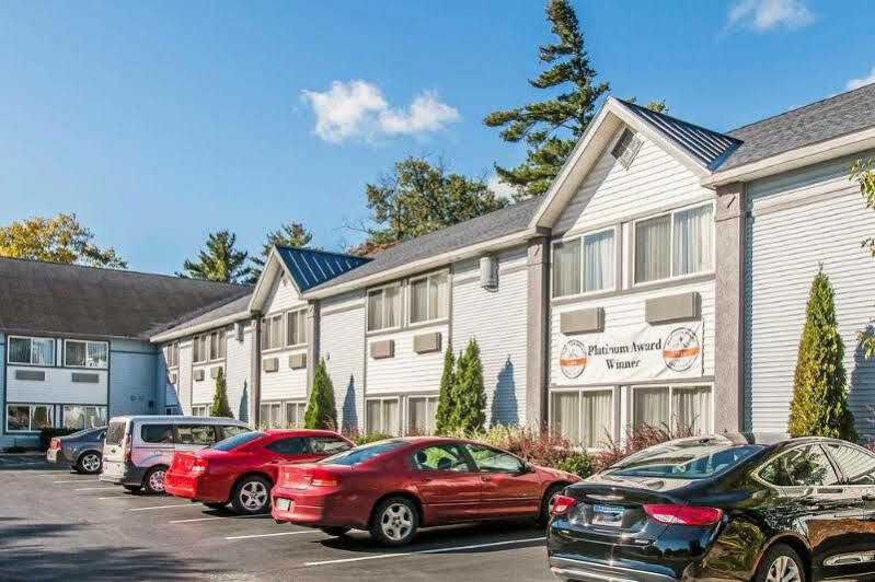 Comfort Inn Traverse City Exterior foto